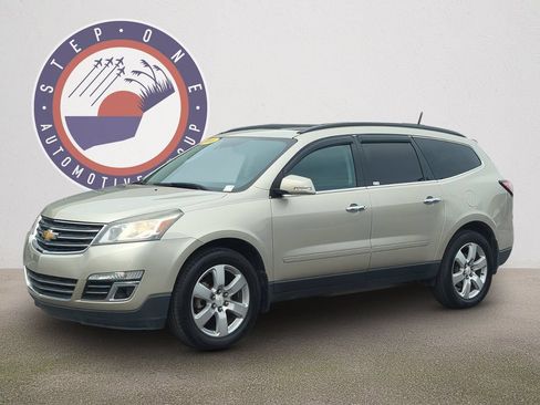 Used 2016 Chevrolet Traverse LTZ FWD image 1