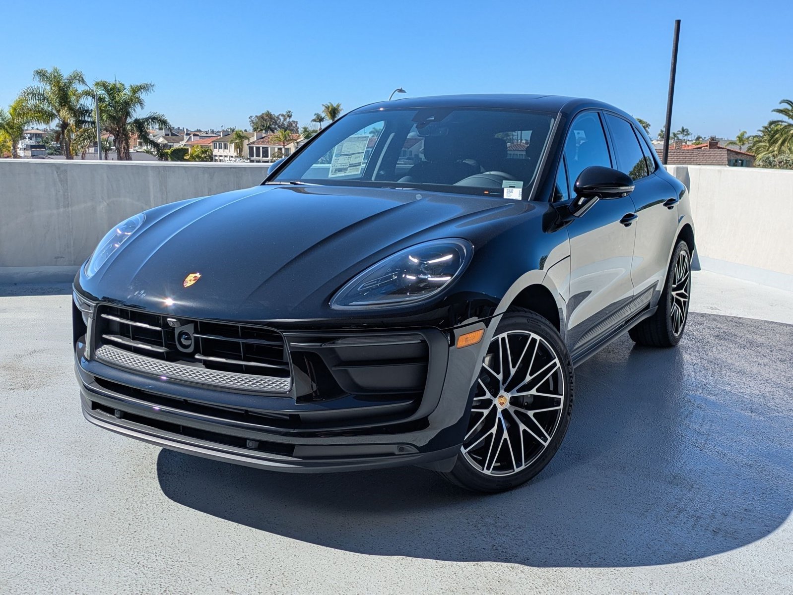 Certified 2026 Porsche Macan Turbo AWD/4WD image 1