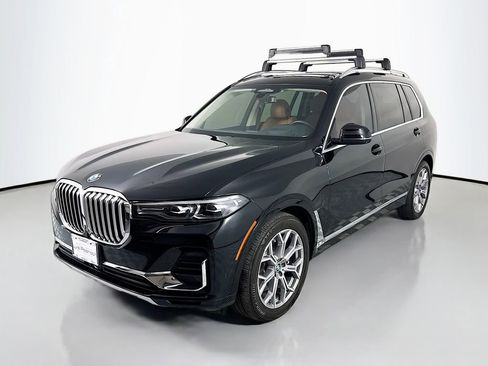 Used 2022 BMW X7 xDrive40i w/ Premium Package AWD/4WD image 1