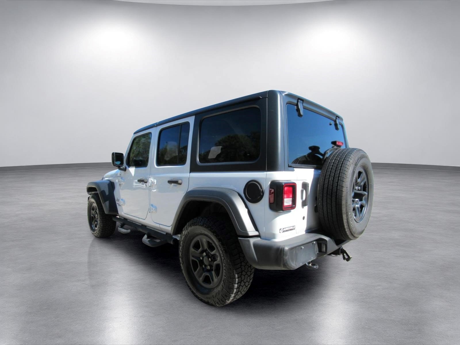 Used 2018 Jeep Wrangler Unlimited Sport S AWD/4WD image 5
