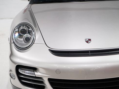 Used 2013 Porsche 911 Turbo S AWD/4WD image 28
