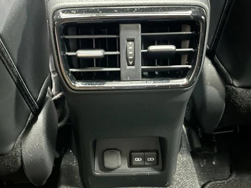 Used 2025 Lexus NX 250 FWD w/ Premium Package image 9