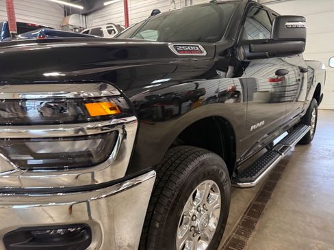 Certified 2026 RAM 2500 Big Horn AWD/4WD image 35