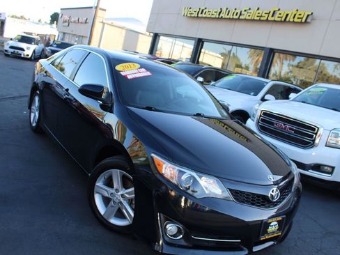 Used 2013 Toyota Camry SE FWD image 33