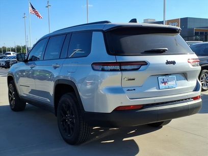 New 2025 Jeep Grand Cherokee L Altitude