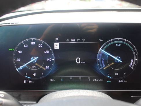 Certified 2025 Kia Sportage SX Prestige AWD/4WD image 24