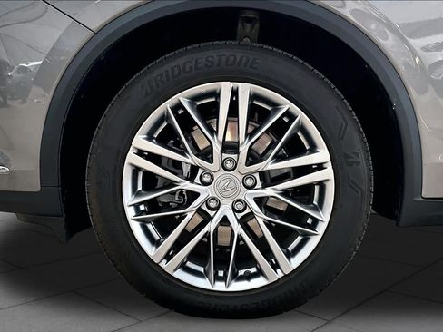 Used 2022 Acura MDX SH-AWD w/ Advance Package image 11