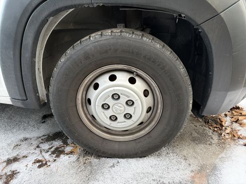 Used 2023 RAM ProMaster 2500 image 11