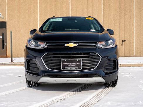 Certified 2021 Chevrolet Trax LT w/ Driver Confidence Package image 3