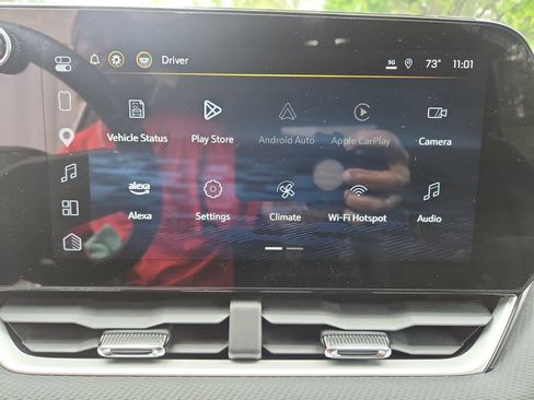 Used 2025 Chevrolet Equinox LT w/ Convenience Package II AWD/4WD image 18