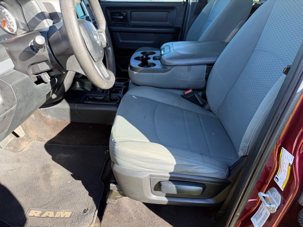 Used 2016 RAM 2500 Tradesman w/ Chrome Appearance Group AWD/4WD image 9