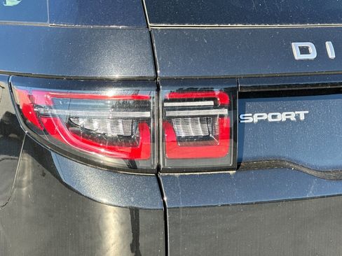 Used 2025 Land Rover Discovery Sport S image 14