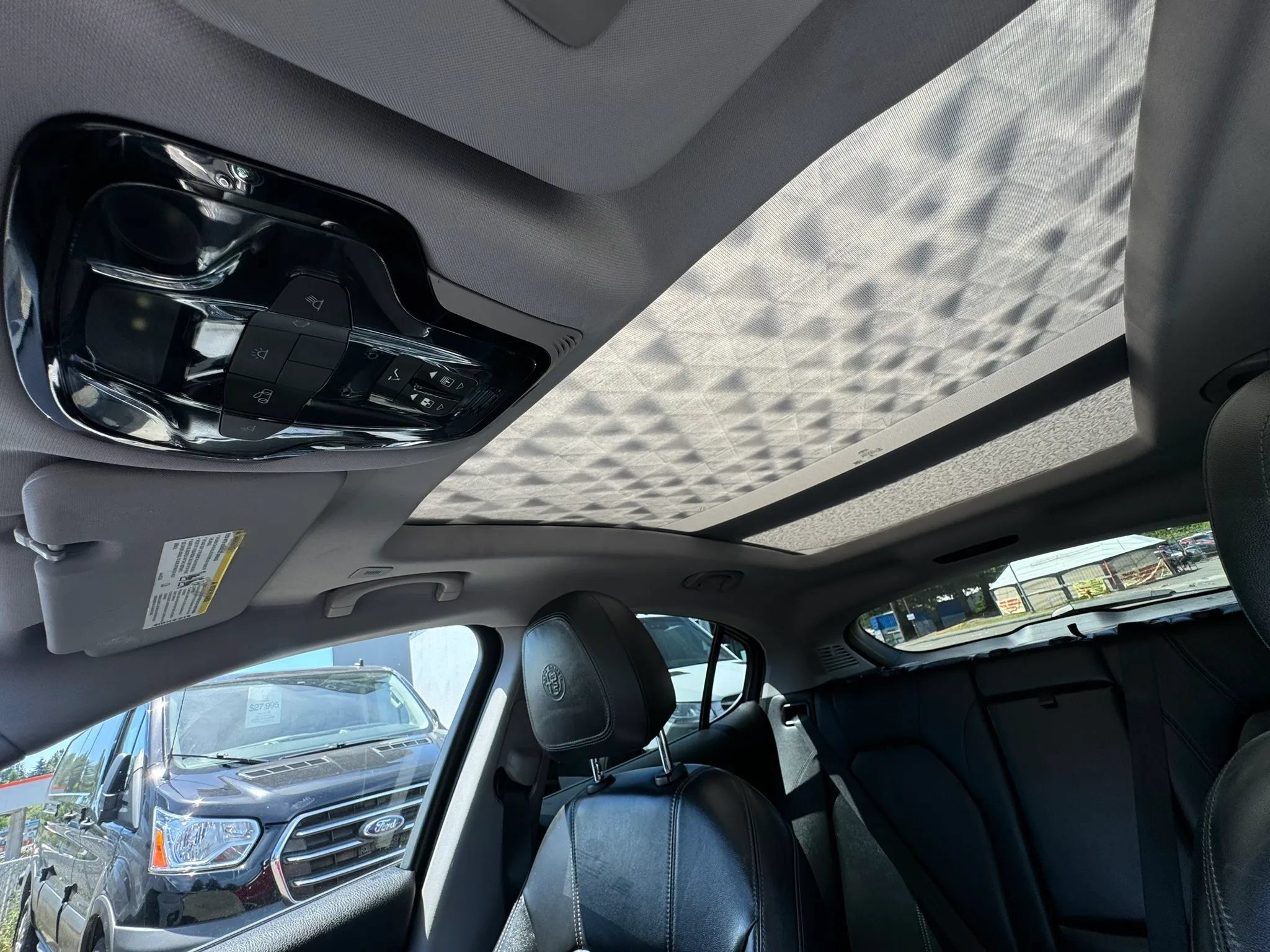 Used 2019 Alfa Romeo Stelvio RWD image 14