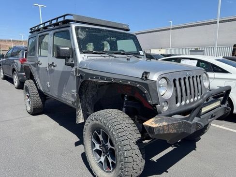 Used 2015 Jeep Wrangler Unlimited Sport AWD/4WD image 2
