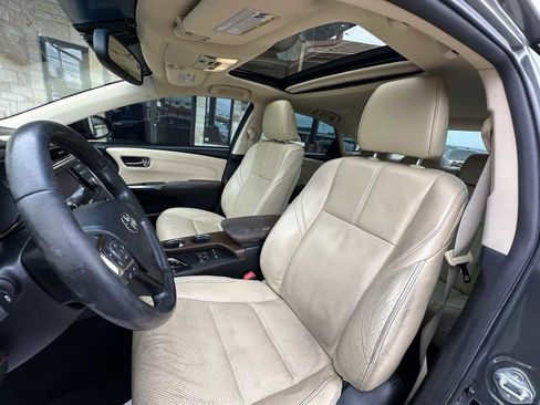 Used 2013 Toyota Avalon Limited FWD image 8