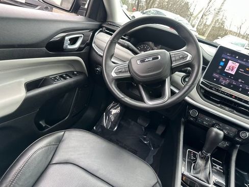 Used 2022 Jeep Compass Limited image 20