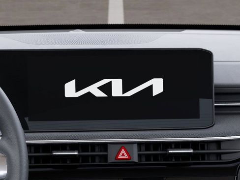 New 2025 Kia K5 LXS image 21