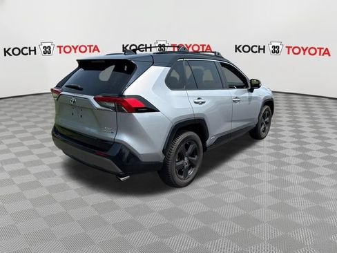 Used 2019 Toyota RAV4 XSE AWD/4WD image 8
