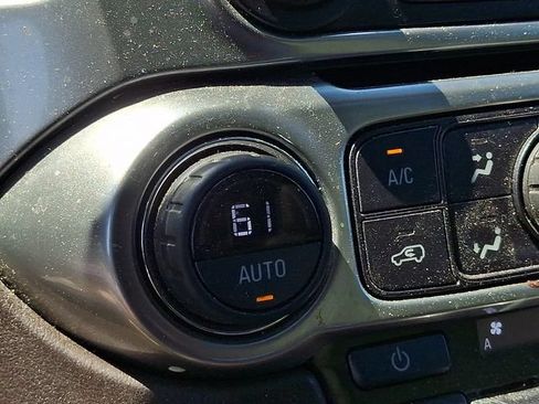 Used 2017 Chevrolet Tahoe Premier AWD/4WD image 20