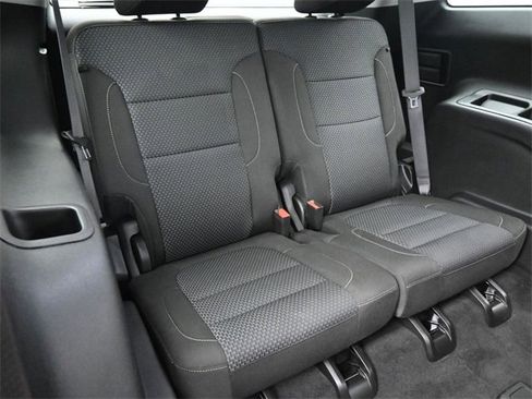 Used 2023 GMC Acadia SLE w/ Driver Convenience Package image 17