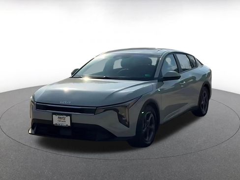 Used 2025 Kia K4 LXS image 7