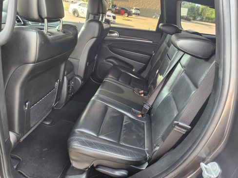 Used 2021 Jeep Grand Cherokee Limited image 12