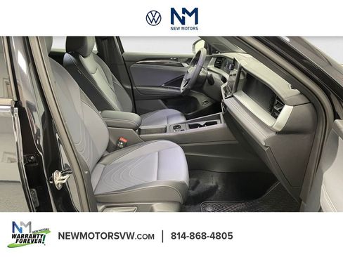 New 2026 Volkswagen Tiguan SE R-Line image 13