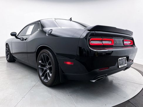Used 2021 Dodge Challenger R/T Scat Pack w/ Plus Package image 12