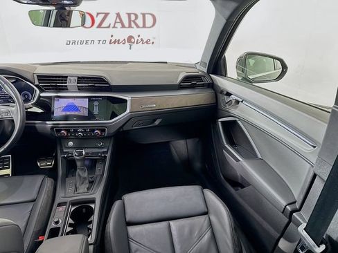 Used 2020 Audi Q3 2.0T Premium Plus w/ Premium Plus Package image 29