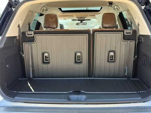 New 2026 Nissan Pathfinder Platinum AWD/4WD image 25