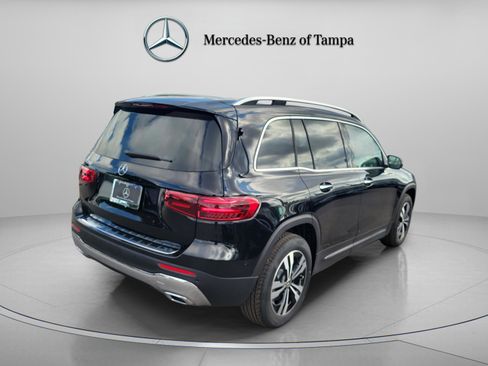 Certified 2025 Mercedes-Benz GLB 250 image 4