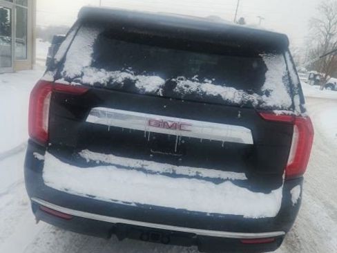 Used 2022 GMC Yukon XL SLT image 14