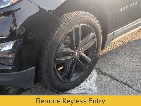 Used 2020 Chevrolet Equinox LT w/ Midnight Edition FWD image 6