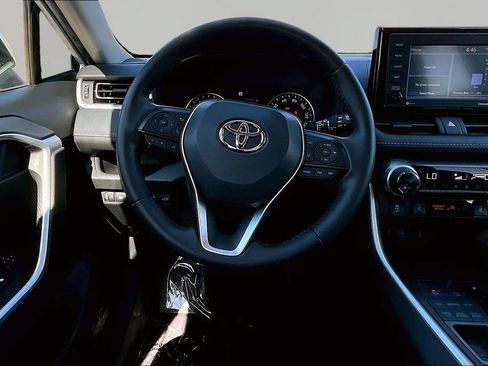 Used 2022 Toyota RAV4 XLE w/ Convenience Package AWD/4WD image 8