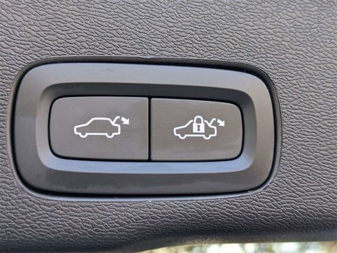 New 2026 Volvo XC60 T8 Ultra w/ Protection Package Premier image 14