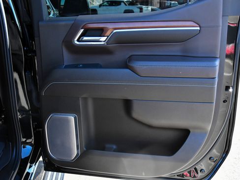 Used 2023 GMC Sierra 1500 Denali w/ Denali Reserve Package image 59