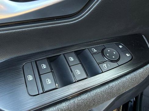 New 2026 Nissan Kicks SV w/ SV Premium Package image 20