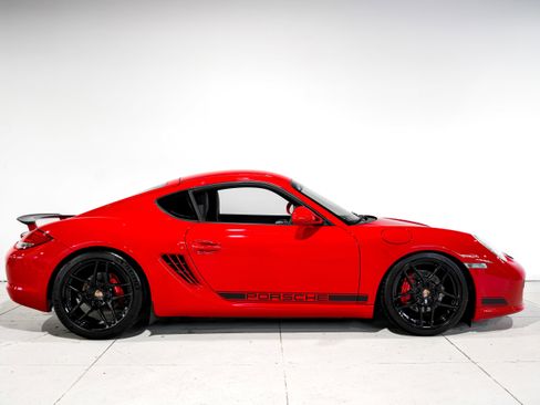 Used 2012 Porsche Cayman S image 2