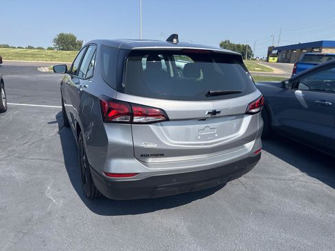 Used 2024 Chevrolet Equinox LS w/ Sport Edition FWD image 3