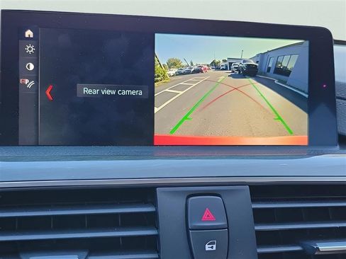 Used 2018 BMW 330i Sedan RWD image 23