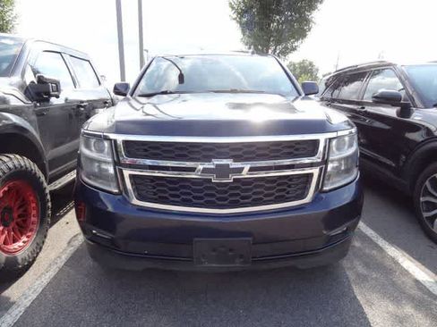 Used 2017 Chevrolet Tahoe LT AWD/4WD image 2