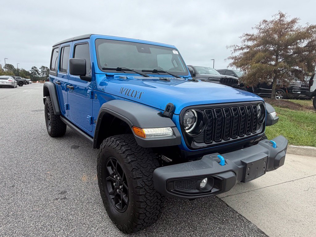 Used 2024 Jeep Wrangler Unlimited AWD/4WD image 16