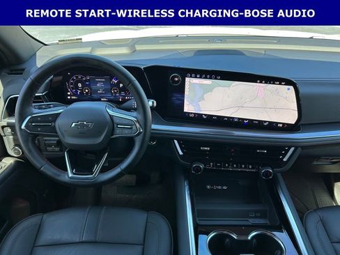 Used 2025 Chevrolet Suburban RST w/ Comfort Package image 14