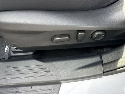 Certified 2023 Subaru Outback Premium AWD/4WD image 12