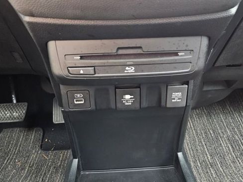 Used 2024 Honda Odyssey Touring image 21