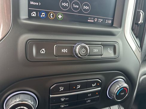 Used 2025 Chevrolet Silverado 1500 Custom Trail Boss w/ LPO, Dark Essentials Package image 26