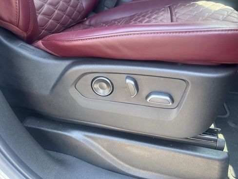 Certified 2025 Cadillac Escalade ESV Sport w/ Touring Package image 40