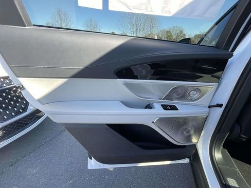 New 2026 Lincoln Nautilus Reserve image 8