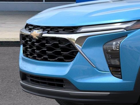 New 2026 Chevrolet Trax LT w/ Driver Confidence Package FWD image 13