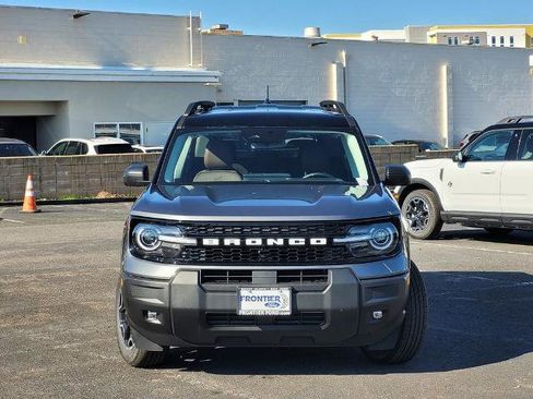 New 2025 Ford Bronco Sport Outer Banks image 2